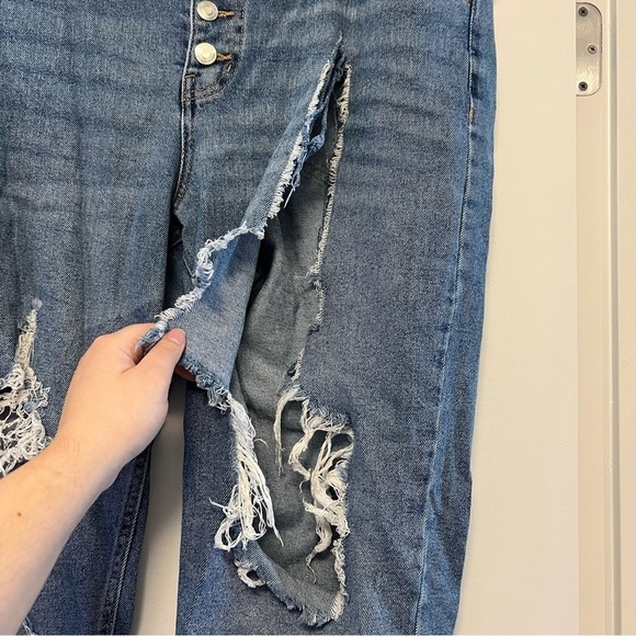 Wild Fable Distressed Straight Ankle Jeans - Picture 3 of 6